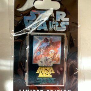 BRAND NEW DISNEY STAR WARS MOVIE POSTER PIN ** THE EMPIRE STRIKES BACK **